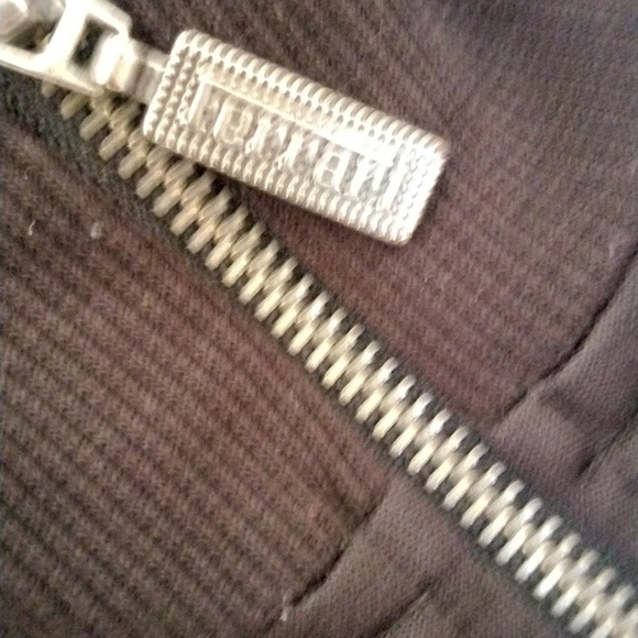 Puma - Picture 4 of 5